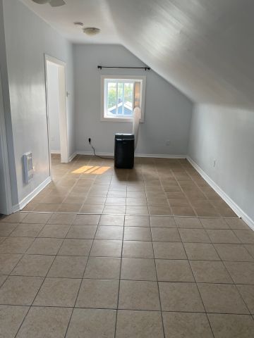 For Lease - 1530 Stittsville Main Street Unit# B, Stittsville - Munster - Richmond, Ontario - Photo 3