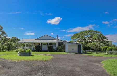 PEACEFUL RURAL HOME - Photo 5
