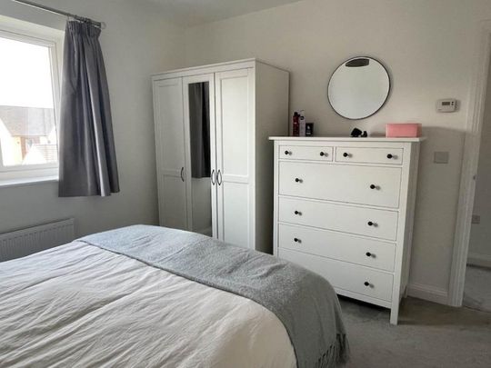 3 bedroom semi-detached house to rent - Photo 1