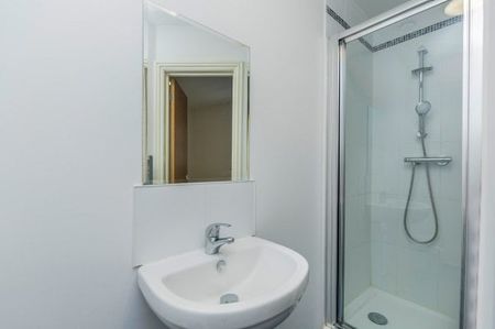 Guildhall Walk, Portsmouth - Photo 4