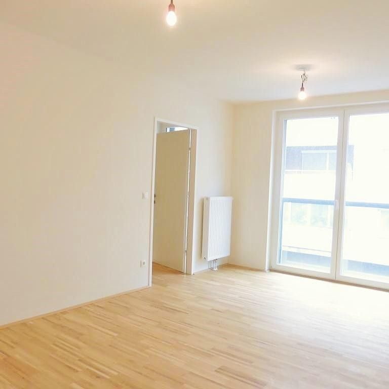Tolle Ausstattung! Fantastische Lage! Super Grundriss! AB SEPTEMBER!! - Photo 1