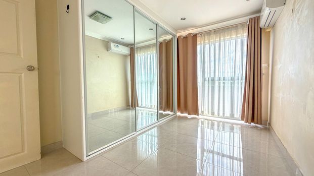 BEST CONDITION AND BEST LOCATION IN CABRAMATTA - Photo 1