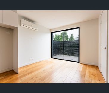 6/16A Leonard Crescent, Ascot Vale, Vic 3032 - Photo 5