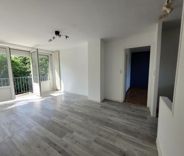 Location Appartement 3 pièces 54m² LAMBERSART 59130 - Photo 1