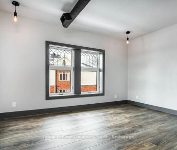 20 Alice Street E #2 - Photo 4