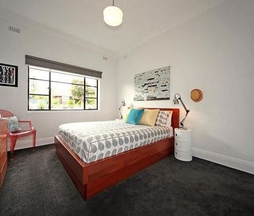 Thinking of selling? Contact our agent - Photo 4