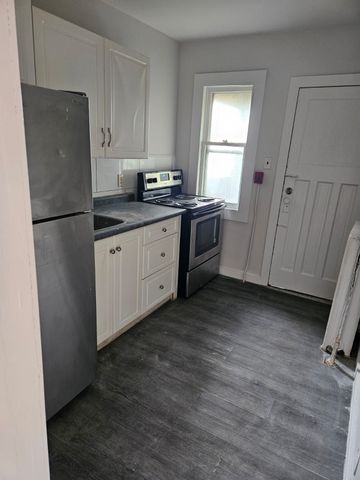 For Lease - 985 Main Street Unit# 6, Hamilton, Ontario - Photo 4