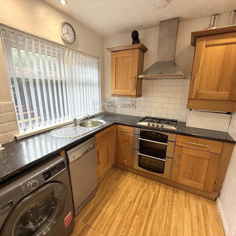 17 Pasadena Gardens, Ballyhackamore, Belfast, BT5 6HU - Photo 1