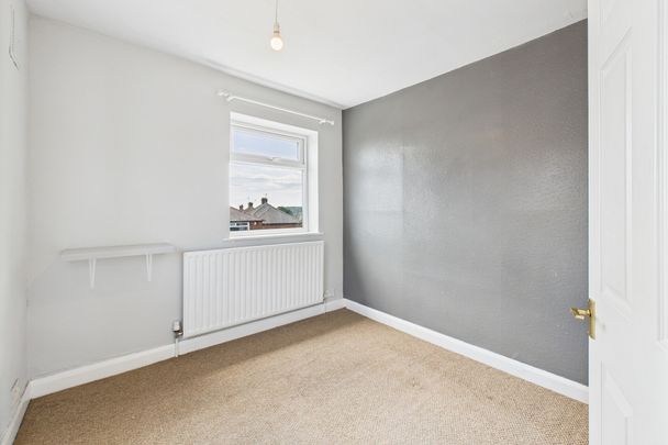 14 Newlands Drive, S12 - Photo 1