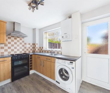 2 bedroom terraced house to rent - Photo 5