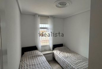 Alquiler de piso en Calle Rias Bajas, 3