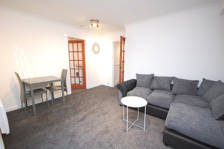 1 bedroom apartment to rent - Photo 3