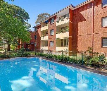 Tastefully Refreshed, Private And Spacious, Centrally Positioned Tw... - Photo 3