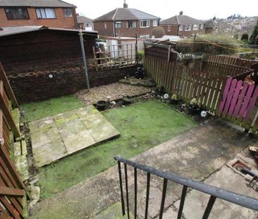 2 bedroom terraced house to rent - Photo 4