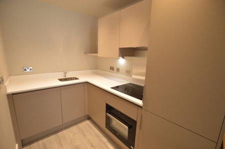 Studio to rent - Photo 5