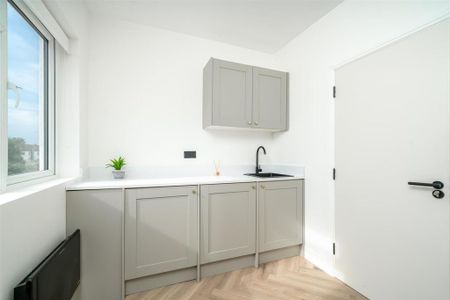 Studio to rent - Photo 5