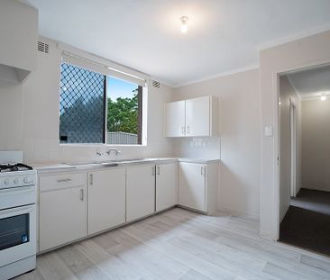 26E Wardlow Way, Balga WA 6061 - Photo 6