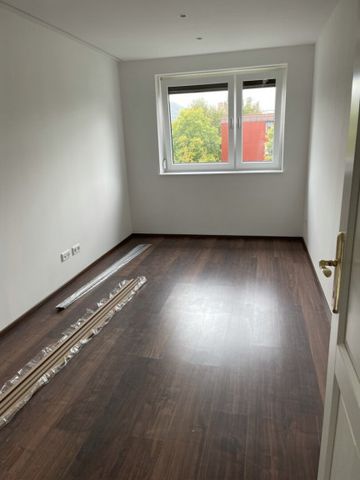 Gemütliche, 3- Zimmer Wohnung in Alpenstraße - Foto 2