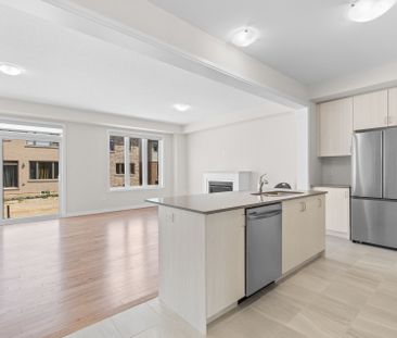 For Lease - 16 Crossmore Crescent, Cambridge, Ontario - Photo 2