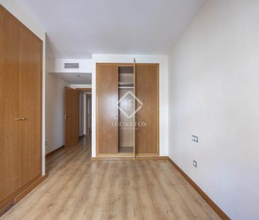 Valencia, Valencian Community 46011 - Photo 1