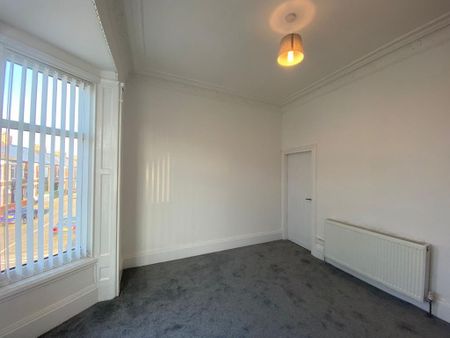 2 bedroom semi-detached house to rent - Photo 4
