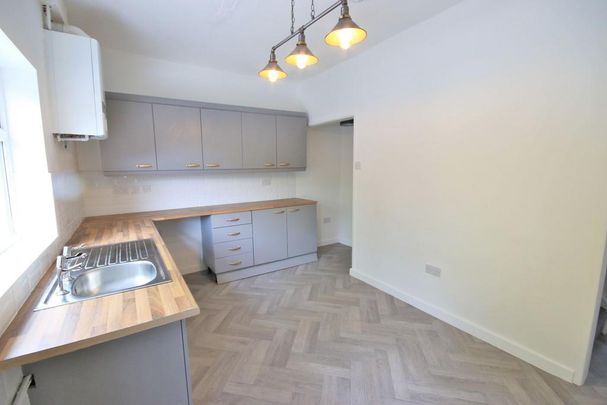 2 bedroom terraced house to rent - Photo 1
