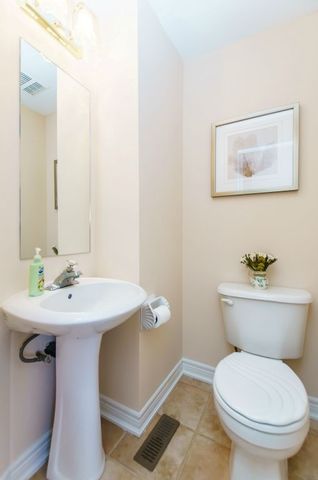 For Lease - 83 Floyd Avenue, Toronto, Ontario - Photo 4