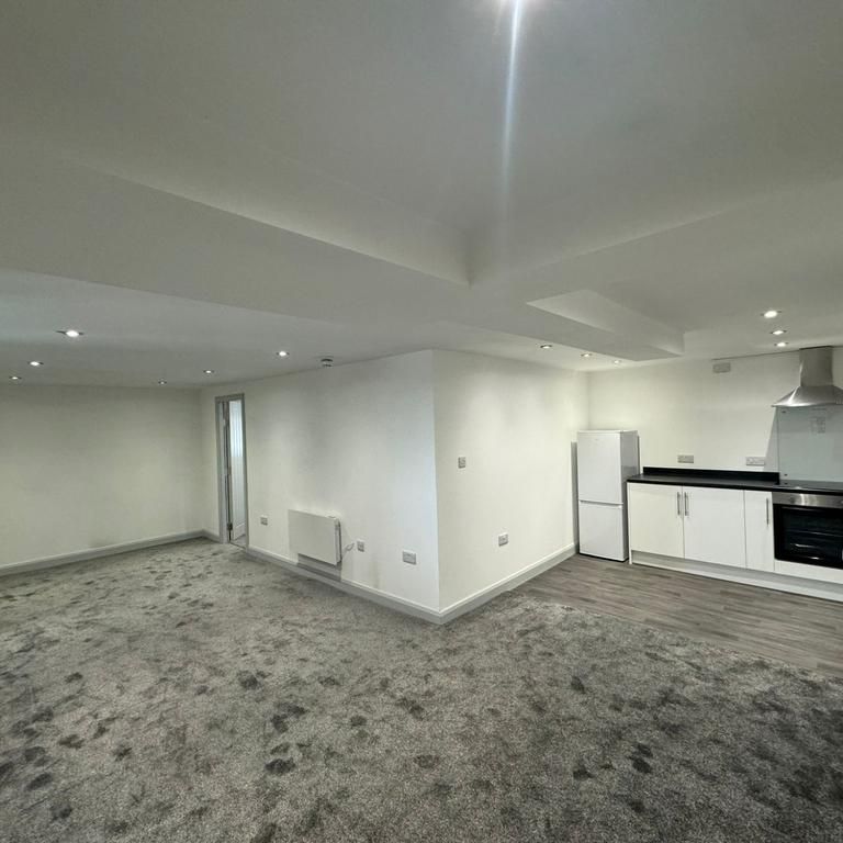 1 bedroom flat to rent - Photo 1