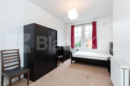 2 bedroom located only a short walk to Crouch End Broadway - Photo 3