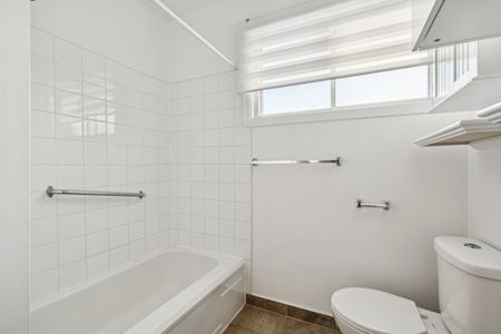 1550 Av. Lecocq, H2M 1E4, H2M 1E4, Montréal - Photo 2