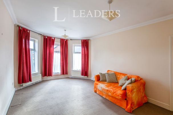 2 bedroom apartment to rent Cauldwell Hall Road, Ipswich, IP4 - Photo 1