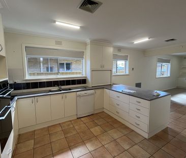 3-Bedroom Family Home with Multiple Living Areas - Photo 6