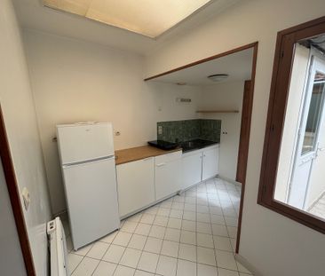 APPARTEMENT T2 MEUBLÉ AVEC COURETTE - QUARTIER SAINT PIERRE - Photo 6