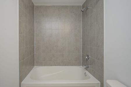 For Lease - 1070 DOUGLAS MCCURDY COMM N/A Unit# 119, Mississauga, Ontario - Photo 3