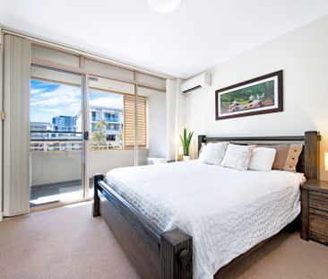 Fully Furnished | Split Level | Waterfront Estate - Photo 4