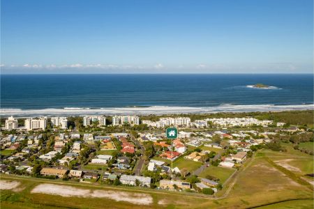 Neat and Tidy Apartment By The Beach - Photo 3
