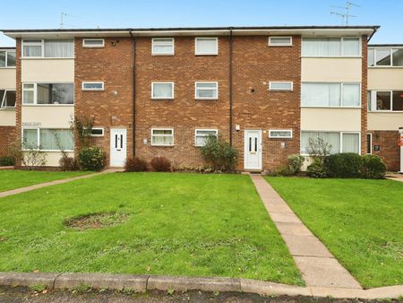 Flat to rent on - Photo 5