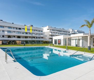 2 Bedroom Apartment For Rent in Estepona, Málaga - Photo 5