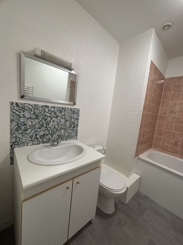 Location Appartement 2 pièces 43m² JAUNAY MARIGNY 86130 - Photo 4