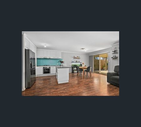 32 Crabb Road, Smithfield Plains, SA 5114 - Photo 3