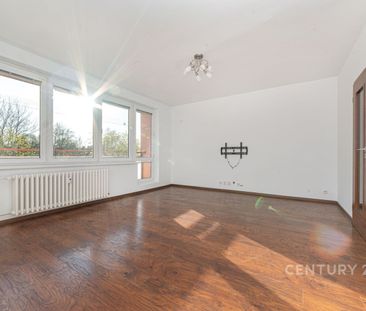 Pronájem bytu 3+1 70 m² - Photo 1