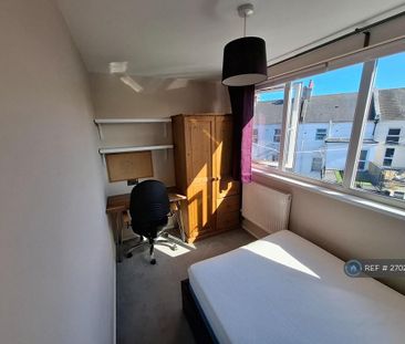 1 bedroom in a house share to rent - Photo 5