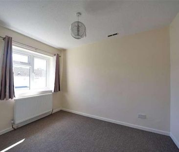 Sanderling Close, Mildenhall, Bury St. Edmunds, Suffolk, IP28 - Photo 6