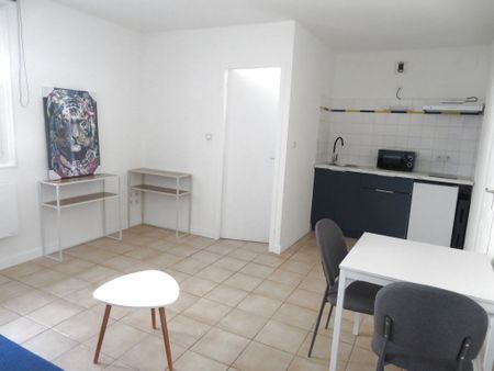 Location Appartement 1 pièce 21m² BELLAC 87300 - Photo 4