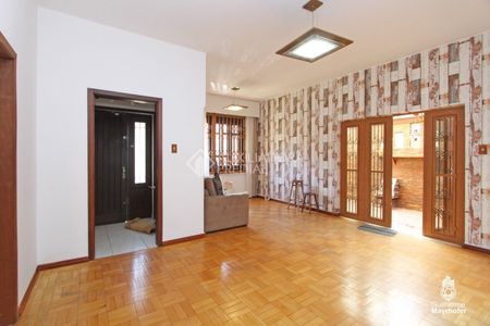 Casa com 3 quartos e 110m² para alugar em Auxiliadora, Porto Alegre. - Foto 2
