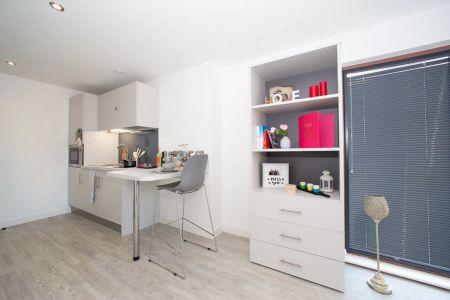 Gold Studio - Photo 2