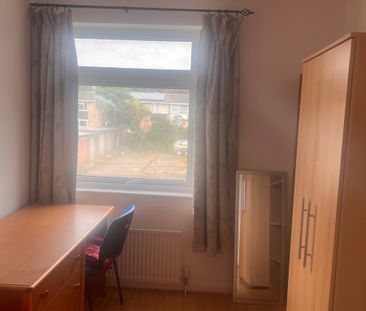 Ulcombe Gardens 35 Room 1 - Photo 5