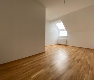 Top-sanierte, helle, super-großzügige 3-Zimmer-Neubauwohnung in der... - Photo 4
