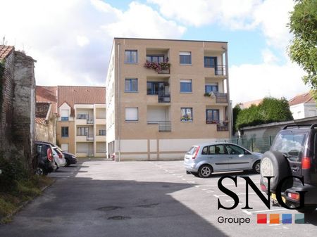 F1 AVEC TERRASSE / CELLIER ET PARKING - Photo 5