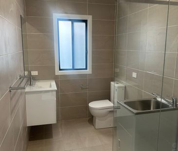 Modern Single Level Living in the Heart of Box Hill for Lease - Photo 6